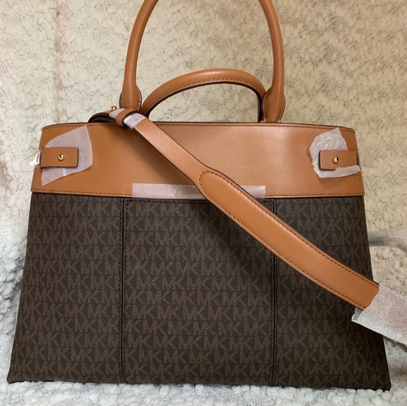 MICHAEL Michael Kors Gramercy Signature Satchel - Picture 4 of 8